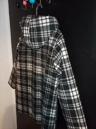 Abrigo cuadros Mango