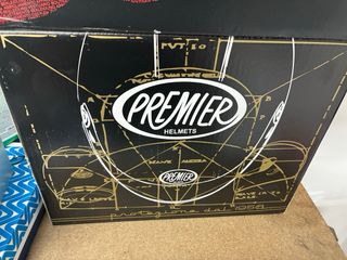 Casco Moto Premier Negro y Blanco
