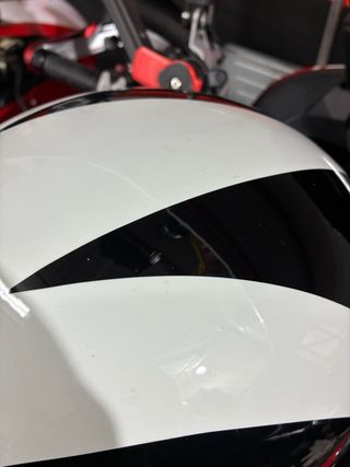 Casco Moto Premier Negro y Blanco
