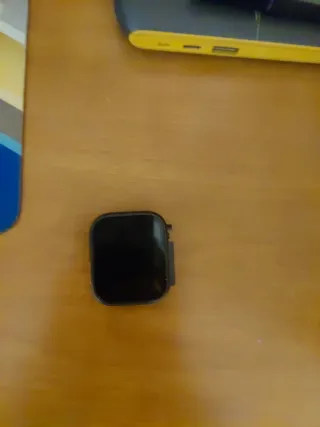 Reloj inteligente negro