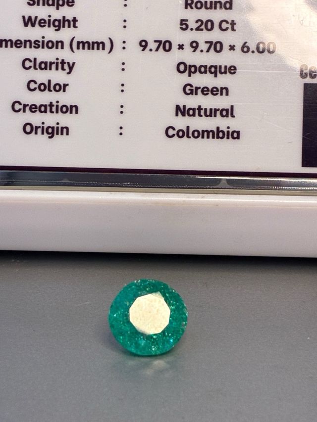 Esmeralda Colombiana 5.20 CT Natural