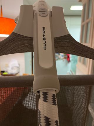 Plancha Vertical Rowenta