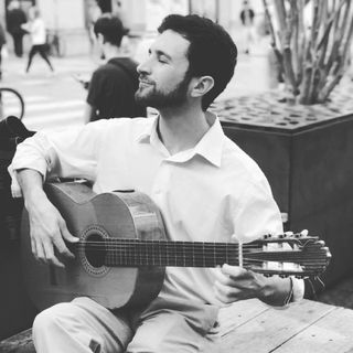 CLASES GUITARRA, UKELELE Y BANDURRIA