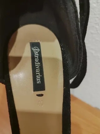 Tacones Stradivarius Terciopelo Negro