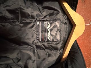 Chaqueta IXON STRIKER Negra Talla XXL