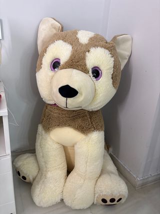 Peluche perro grande.
