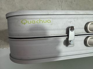 Mesa plegable camping verde y plata