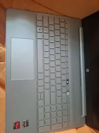 Portátil HP Plata (Teclado no funciona)