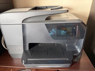 Impresora HP OfficeJet Pro 8710 - Funciona