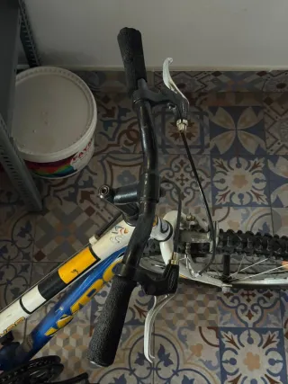 Bicicleta infantil Conor WRC