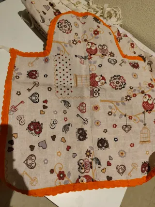 Delantal infantil hecho a mano