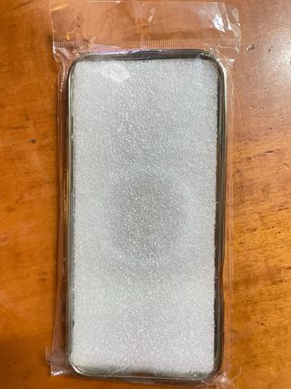 Funda iPhone 16 Promax Dorada