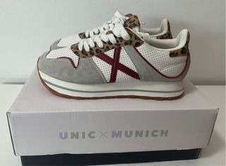 Zapatillas Munich grises y blancas