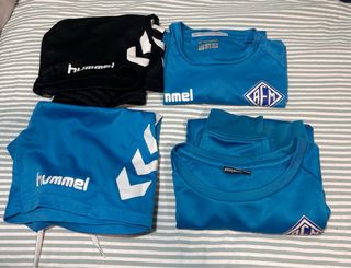 Equipación AEM Talla 14 Hummel