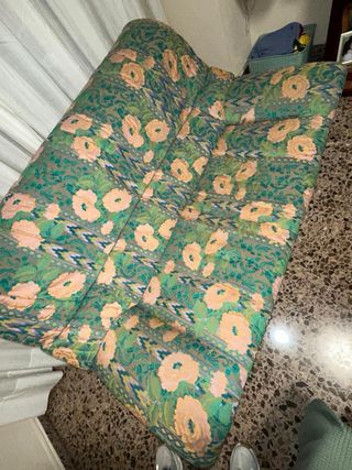 Sofá 2 plazas estampado floral