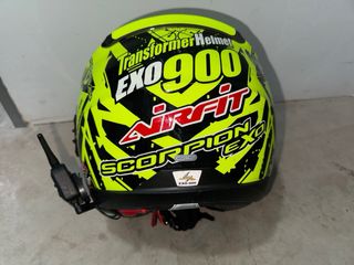 Casco de moto Scorpion amarillo