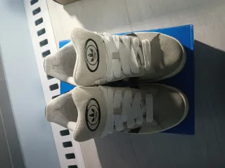 Adidas Campus 00s Crema y Negra