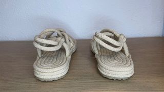 Sandalias de cuerda beige