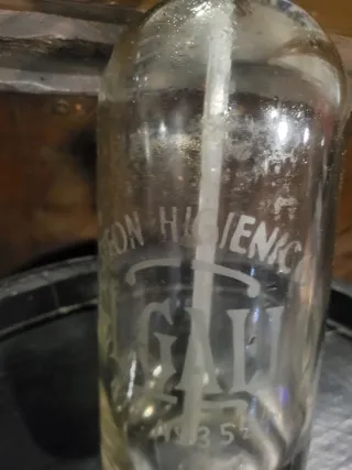 Sifón antiguo El Gallo