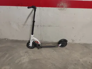 Patinete de inercia a averiado.