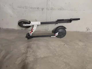 Patinete de inercia a averiado.