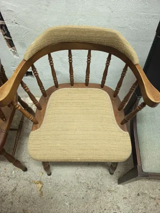 Sillas estilo Windsor (madera y tela)