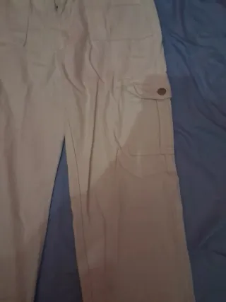 Pantalón cargo blanco