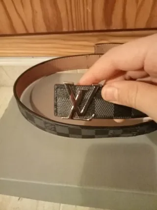 Cintura Louis Vuitton Grigia