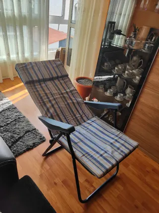 Silla reclinable acolchada