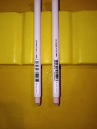 Set 2 Penne Legami Think Pink