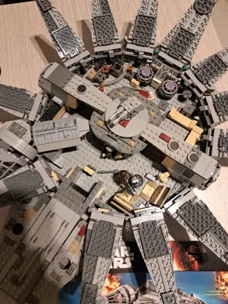 Lego Star Wars Millennium Falcon 75105