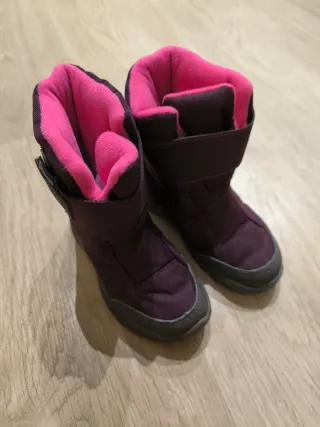 Conjunto nieve niña (mono, manoplas y botas)