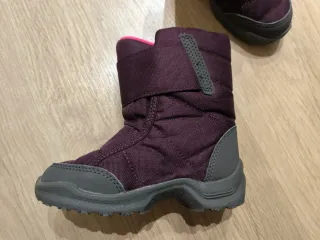 Conjunto nieve niña (mono, manoplas y botas)