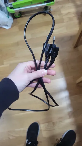 PlayStation PS4 Slim Negra