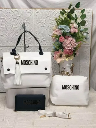 Set borse Moschino bianche e nere