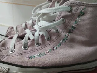 Zapatillas Converse Altas Rosas Bordadas