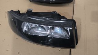 Faros delanteros originales Seat León I FR 2004