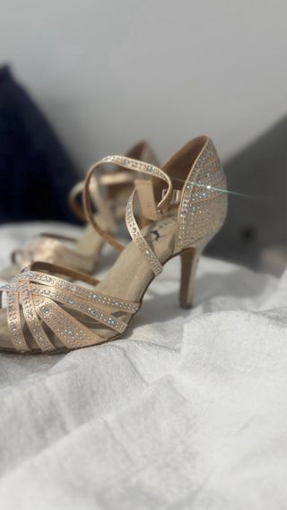 Zapatos de baile latino dorados/plateados 9 cm