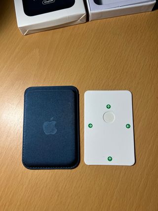 Cartera iPhone FineWoven MagSafe Azul