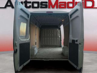 Citroën Jumper BlueHDi 103KW (140CV) Furgón 35L2H2
