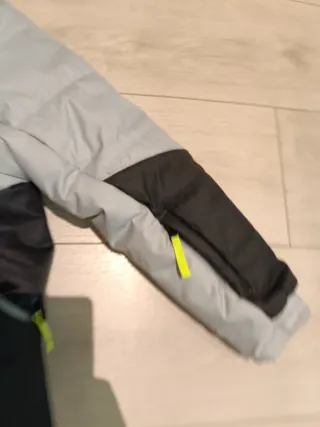 Chaqueta de nieve infantil Wedze gris y negro