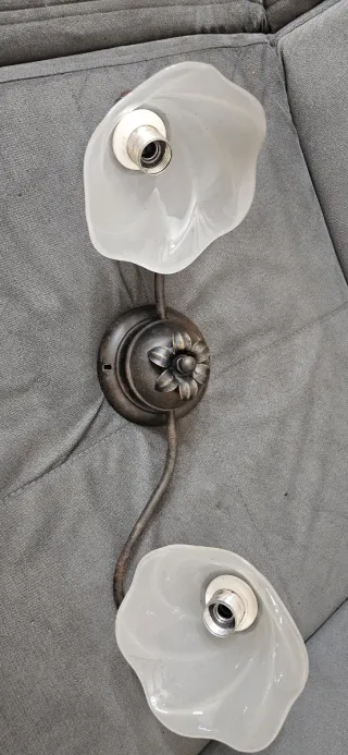 Applique in metallo e vetro marrone