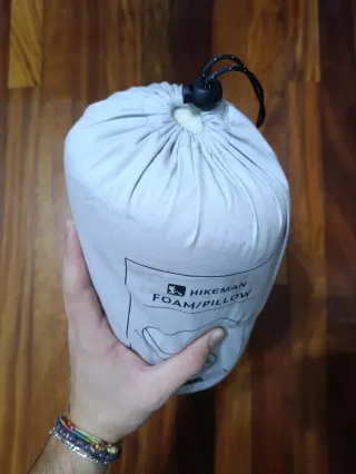 Almohada HIKEMAN de espuma