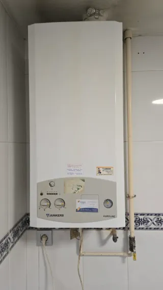 Vaso expansión caldera Viessmann DGN 8