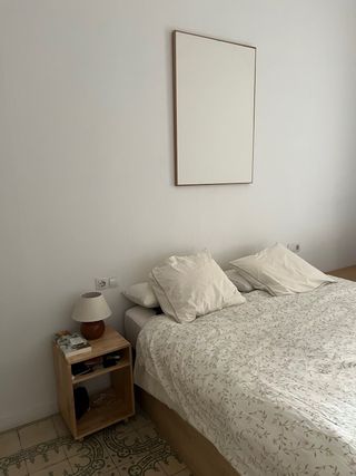 Mesita de noche de madera Zara Home