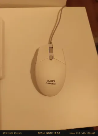Teclado y Ratón Mars Gaming Blancos.