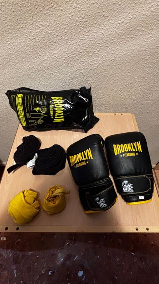 Guantes y vendas boxeo Brooklyn Fitboxing