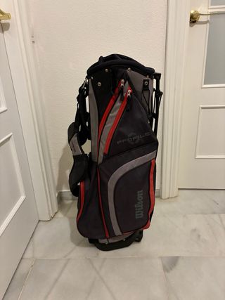 Palos de golf y bolsa