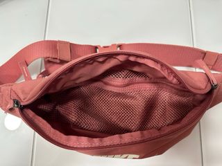 Riñonera Nike Rosa