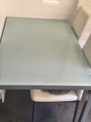 Mesa cocina cristal y 2 sillas